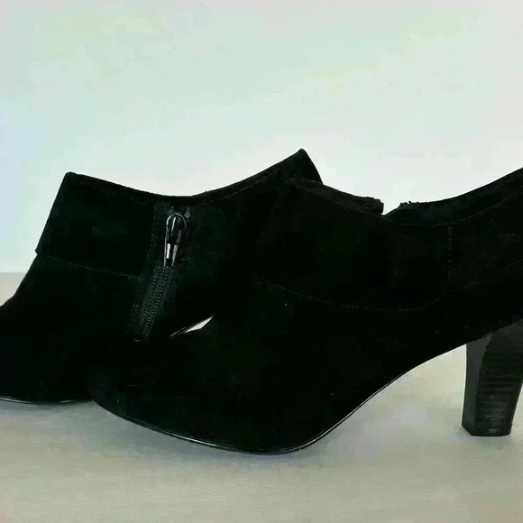 Amelia Grace Black Suede Wedge Booties - Picture 5 of 10